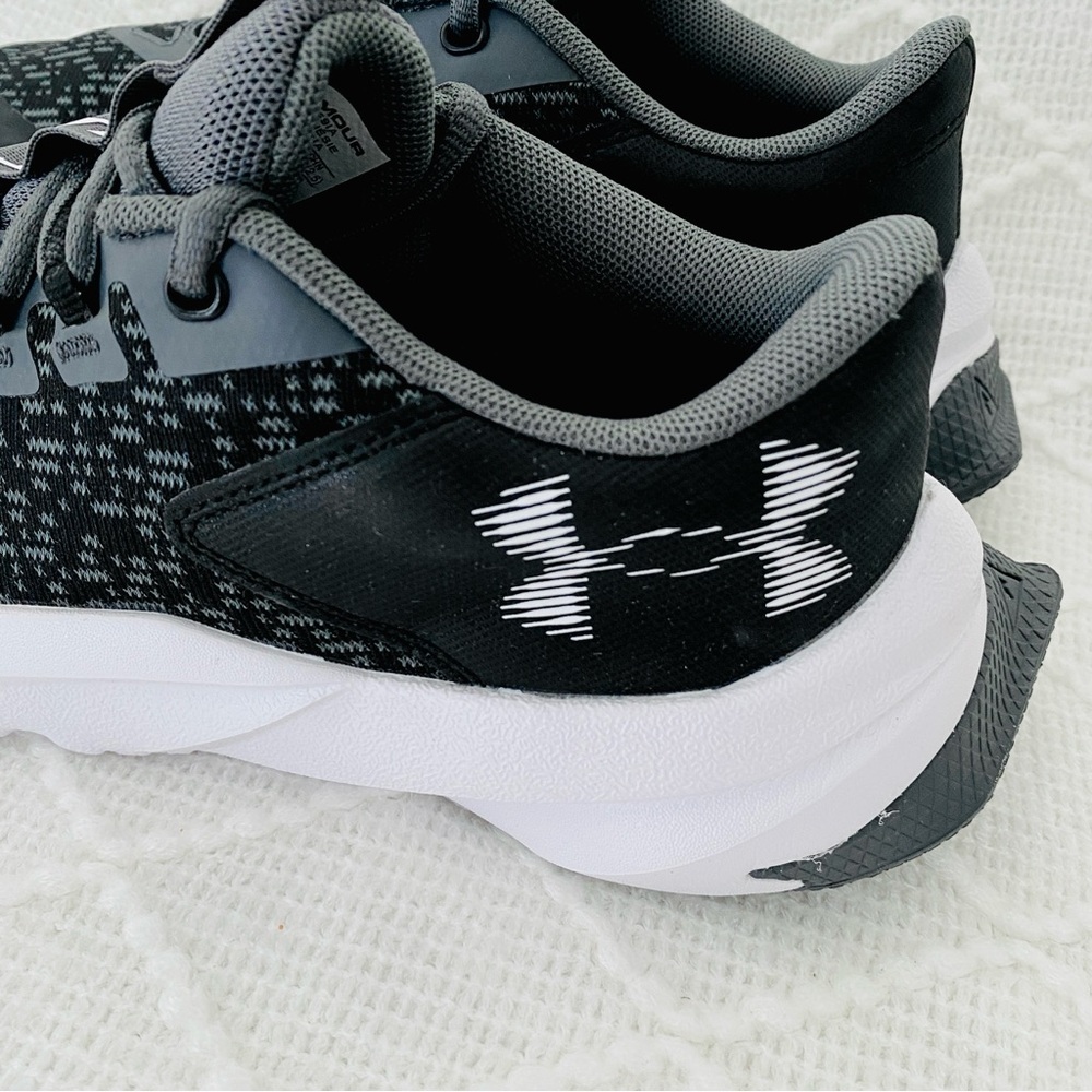 NWT Under Armour Boy's Grade School Scramjet 5 Running Shoe | Black | 6 Big Kid - Picture 7 of 14